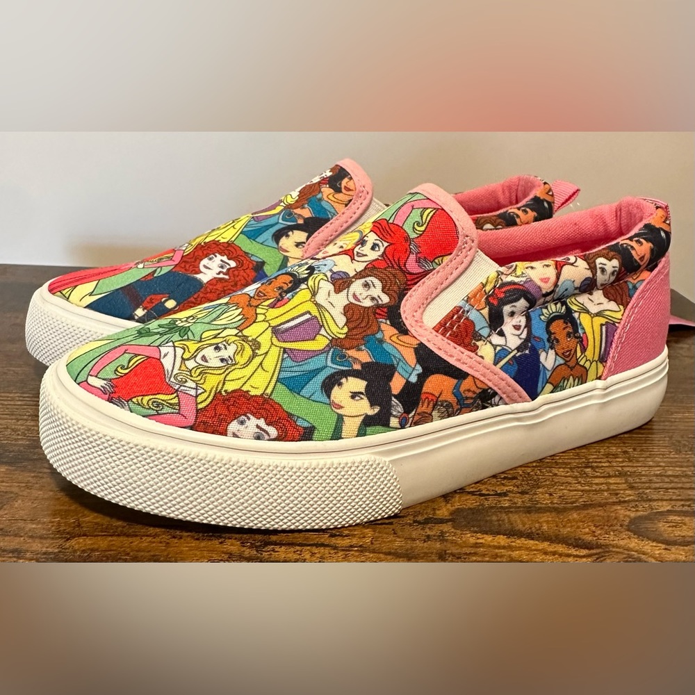 Disney Princess Little/Big Girls Slip In Sneakers NWT Size Little Girls 2